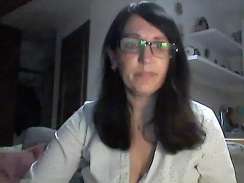 Snapshot of Elena48324 chatting on 05/11/26, 05:43 Elena48324 online show from 05/11/26, 05:43