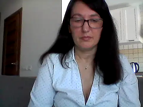 Snapshot of Elena48324 chatting on 05/23/26, 07:35 Elena48324 online show from 05/23/26, 07:35