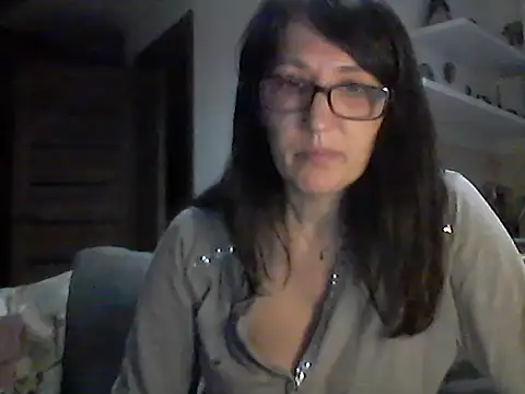 Snapshot of Elena48324 chatting on 05/31/26, 06:09 Elena48324 online show from 05/31/26, 06:09