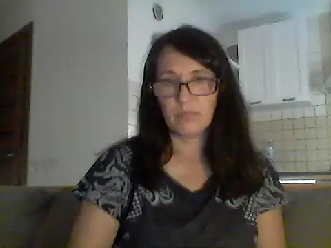 Snapshot of Elena48324 chatting on 06/23/26, 05:44 Elena48324 online show from 06/23/26, 05:44