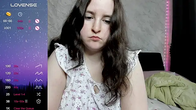 alice allens online show from 10/06/25, 01:19