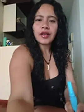 Snapshot of Yaya_watson chatting on 06/24/26, 05:34 Yaya watson online show from 06/24/26, 05:34