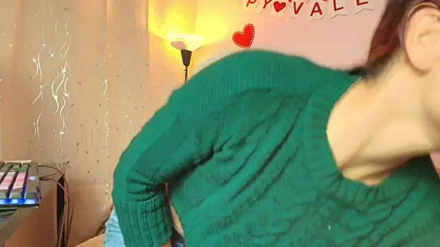 Dafne Mel online show from 02/12/26, 04:02