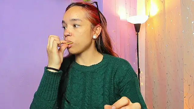 Dafne Mel online show from 03/03/26, 02:56