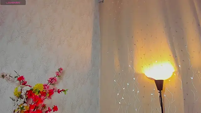 Dafne Mel online show from 04/16/26, 08:42