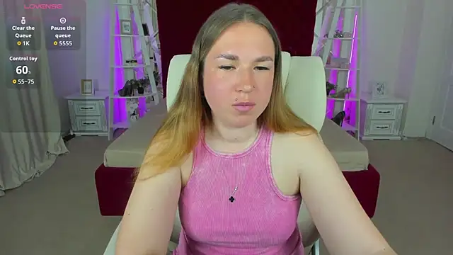 Sofii darling online show from 05/08/26, 04:34
