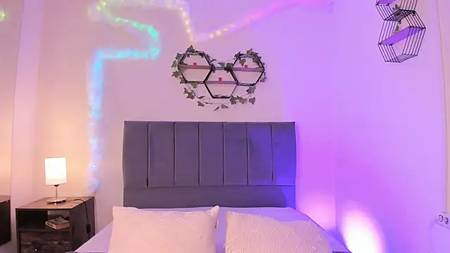 Ambar gh1 online show from 12/15/25, 07:51