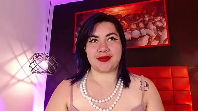 Snapshot of Lilih_golden chatting on 12/22/25, 12:02 Lilih golden online show from 12/22/25, 12:02