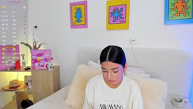 AprilAddams  online show from 10/10/25, 09:03