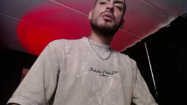 malek xarx  online show from 10/26/25, 10:25