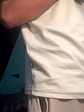 malek xarx  online show from 11/23/25, 06:19