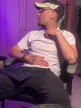 malek xarx  online show from 03/05/26, 04:52