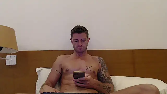 Snapshot of aleks_hot1234 chatting on 04/17/26, 11:41 aleks hot1234 online show from 04/17/26, 11:41