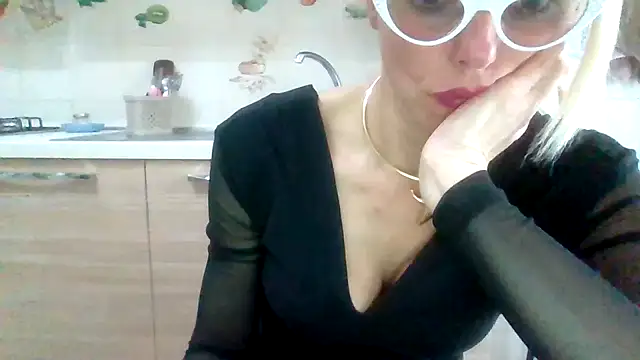 Kelly80 online show from 04/26/26, 03:42