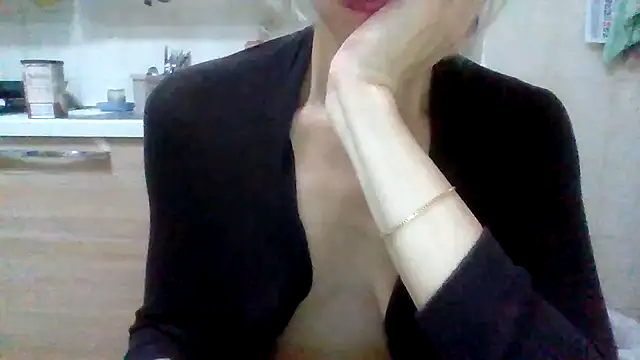 Snapshot of Kelly80 chatting on 06/28/26, 03:23 Kelly80 online show from 06/28/26, 03:23