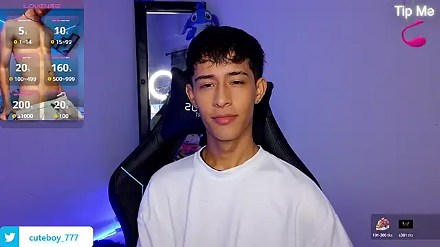 Danny cute 05 online show from 10/21/25, 06:03