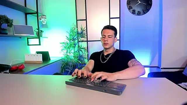 Dustin Sonne online show from 05/19/26, 03:24