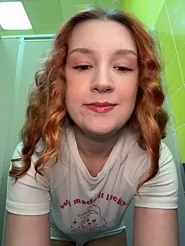 Snapshot of katexxxx chatting on 06/01/26, 06:31 katexxxx online show from 06/01/26, 06:31