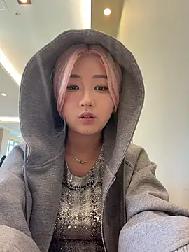 winter11 online show from 02/07/26, 04:27