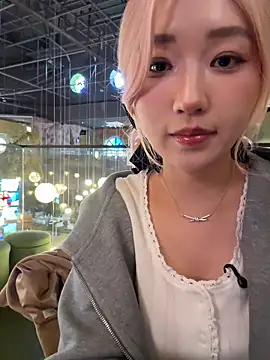 winter11 online show from 04/04/26, 02:21