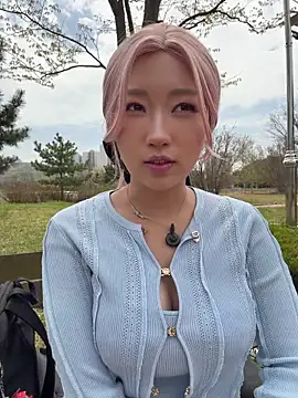 winter11 online show from 04/17/26, 03:42