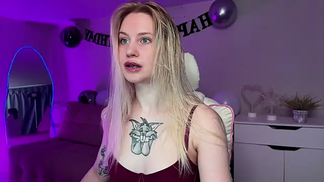 Snapshot of Sofia_Kenwood chatting on 06/10/26, 03:07 Sofia Kenwood online show from 06/10/26, 03:07