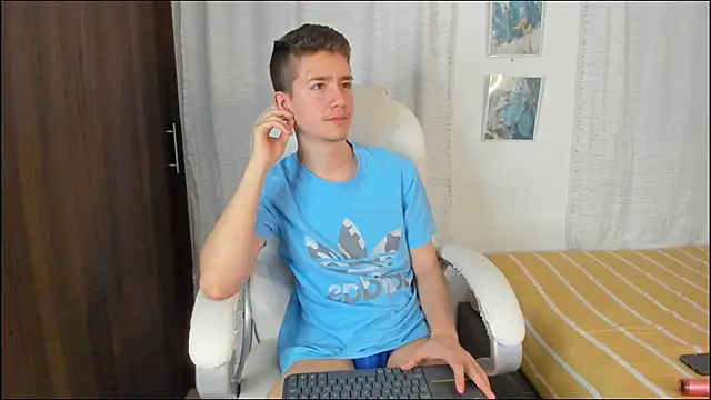 ThiagooJames online show from 09/10/25, 11:27