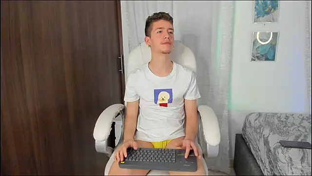 ThiagooJames online show from 10/04/25, 02:42