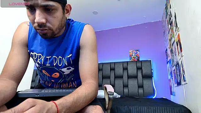 ashtoncooperr online show from 11/14/25, 07:01