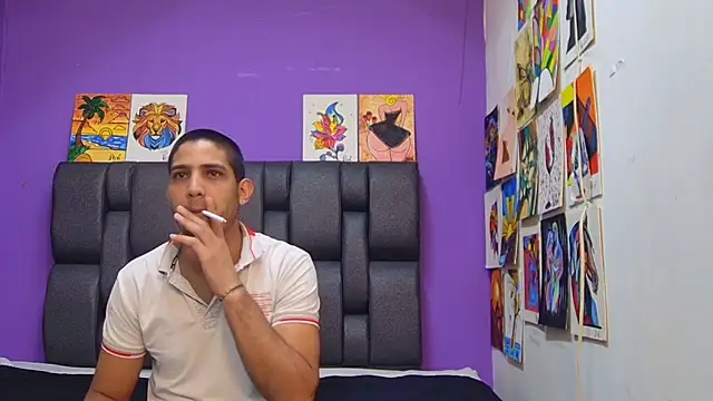 ashtoncooperr online show from 03/21/26, 06:00