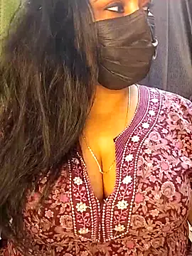 honey-flower online show from 02/18/26, 06:26