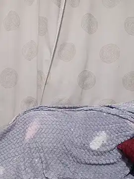 Snapshot of linakhalifa chatting on 04/09/26, 11:54 linakhalifa online show from 04/09/26, 11:54