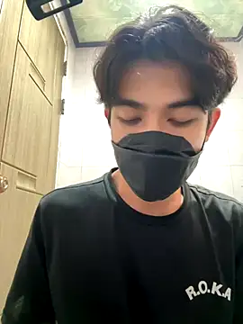 Snapshot of SongJinWoo007 chatting on 10/04/25, 12:52 SongJinWoo007 online show from 10/04/25, 12:52