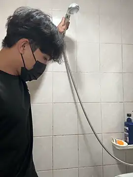 Snapshot of SongJinWoo007 chatting on 11/15/25, 07:49 SongJinWoo007 online show from 11/15/25, 07:49