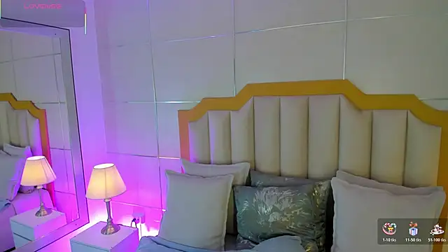 MaddieParker online show from 12/17/25, 07:09