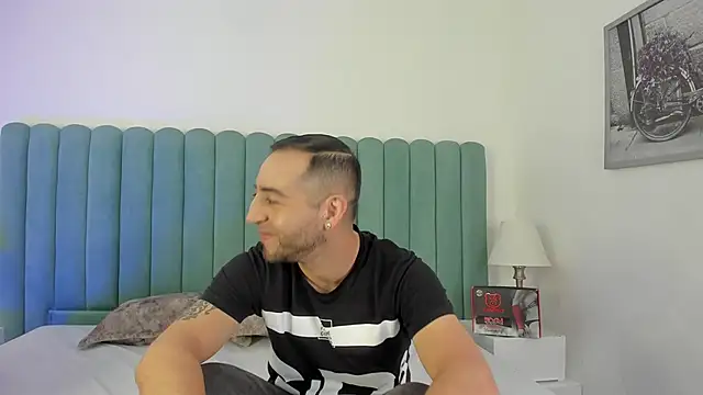 Lushian  online show from 11/20/25, 03:01