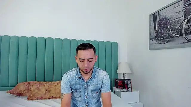 Lushian  online show from 12/16/25, 02:00