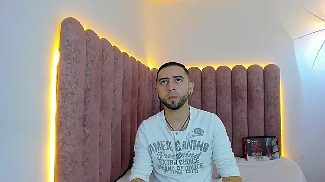 Lushian  online show from 02/12/26, 03:07