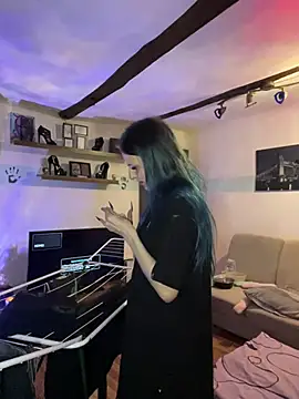 Seductively4 20 online show from 02/08/26, 06:00