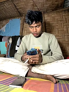 Snapshot of tamannacouple chatting on 11/17/25, 06:35 tamannacouple online show from 11/17/25, 06:35