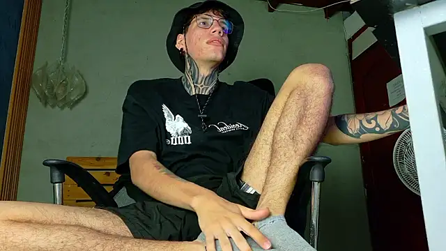 david huge online show from 03/27/26, 01:33