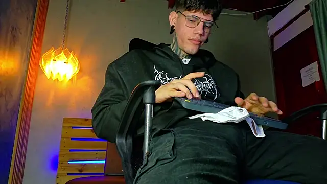 david huge online show from 04/11/26, 03:11