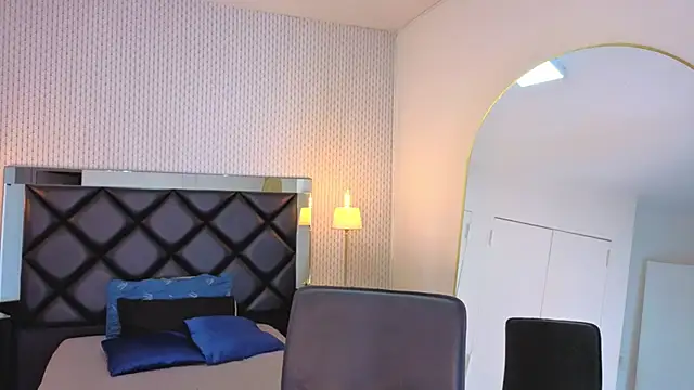 ryo light online show from 10/02/25, 08:27