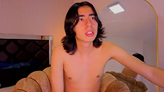 ryo light online show from 11/24/25, 09:36