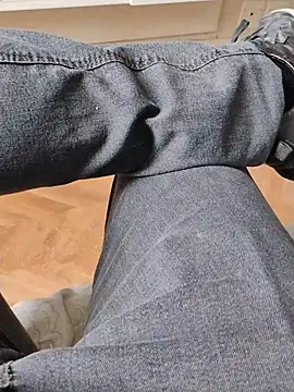 LeoMaduroSP online show from 09/23/25, 02:20