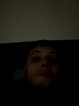 Snapshot of kisspussy1993 chatting on 11/03/25, 05:09 kisspussy1993 online show from 11/03/25, 05:09