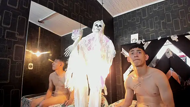 Liam and Barbie online show from 10/19/25, 03:40