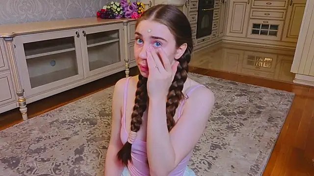 EadlinGillim online show from 09/12/25, 03:06