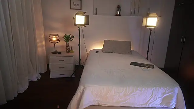 ximena cortez 03 online show from 02/13/26, 11:01