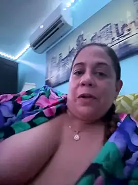 PrettyKittyMia online show from 10/08/25, 10:51